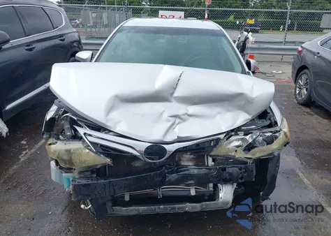 2014 Toyota Camry L/Le/Xle/Se/Se Sport z USA, uszkodzony, nr VIN 4T1BF1FK8EU448844